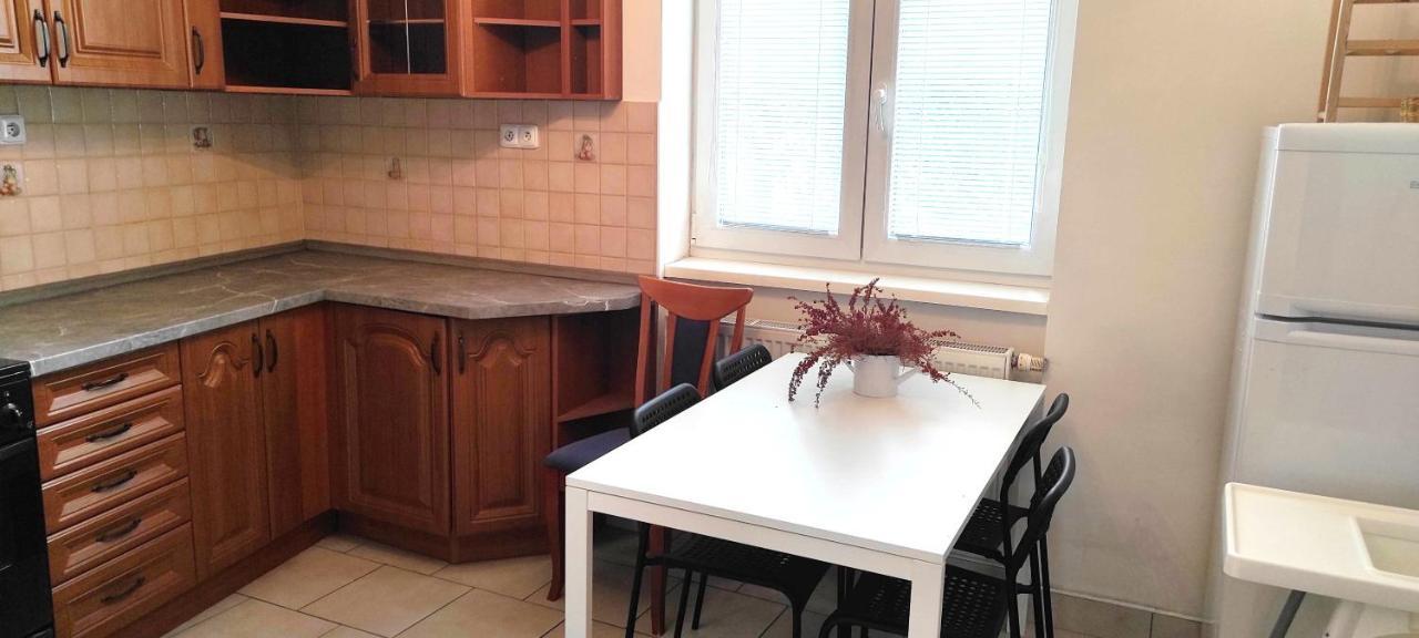 Apartment Green House - Old Town Братислава Екстериор снимка
